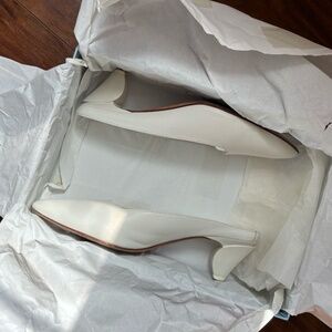 Gray Matters Annastar Mules - White - Includes Box, Dust Bag, & Heel Caps